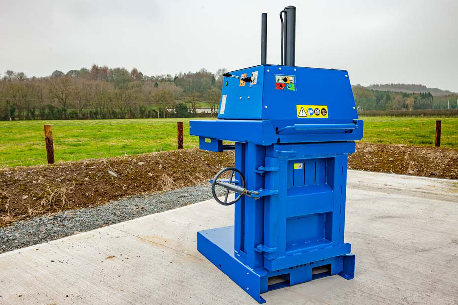 60HD baler for Plastic bottles and steel cans